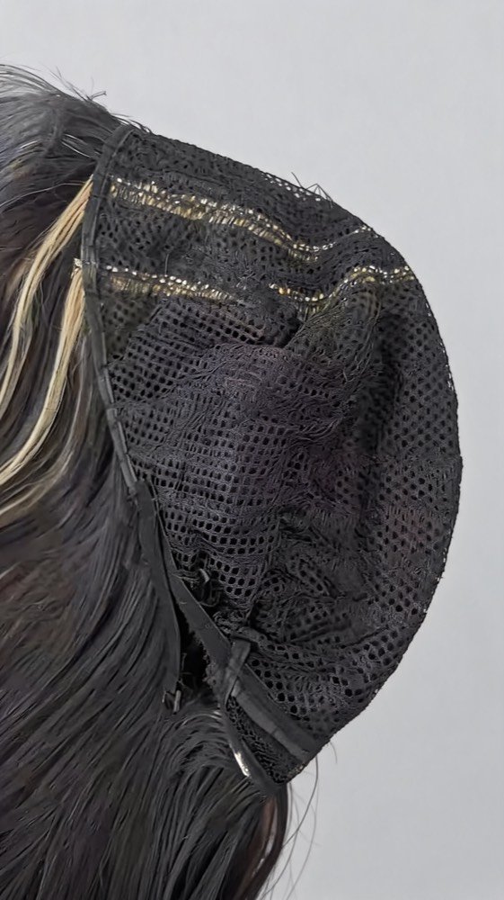 Breathable mesh wig cap construction detail